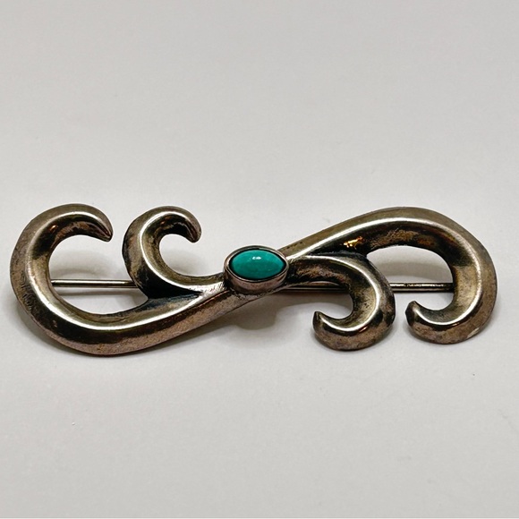 Vintage Sandcast Silver Brooch with Turquoise Stone - Picture 1 of 4